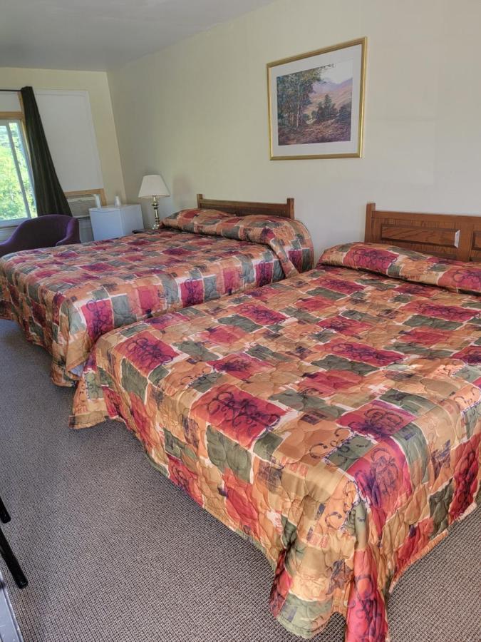 Gateway Motel Gananoque Bagian luar foto